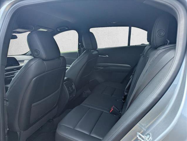 Used 2025 Cadillac XT4 Premium Luxury FWD image 13