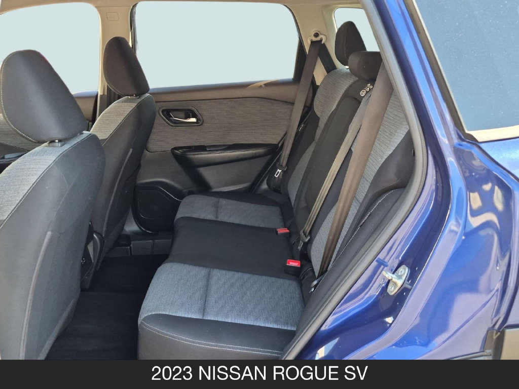 Certified 2023 Nissan Rogue SV FWD image 16