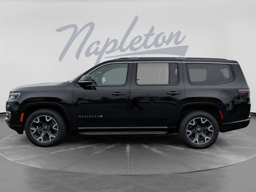 Used 2023 Jeep Wagoneer Series III w/ Preferred Equipment Group AWD/4WD image 9