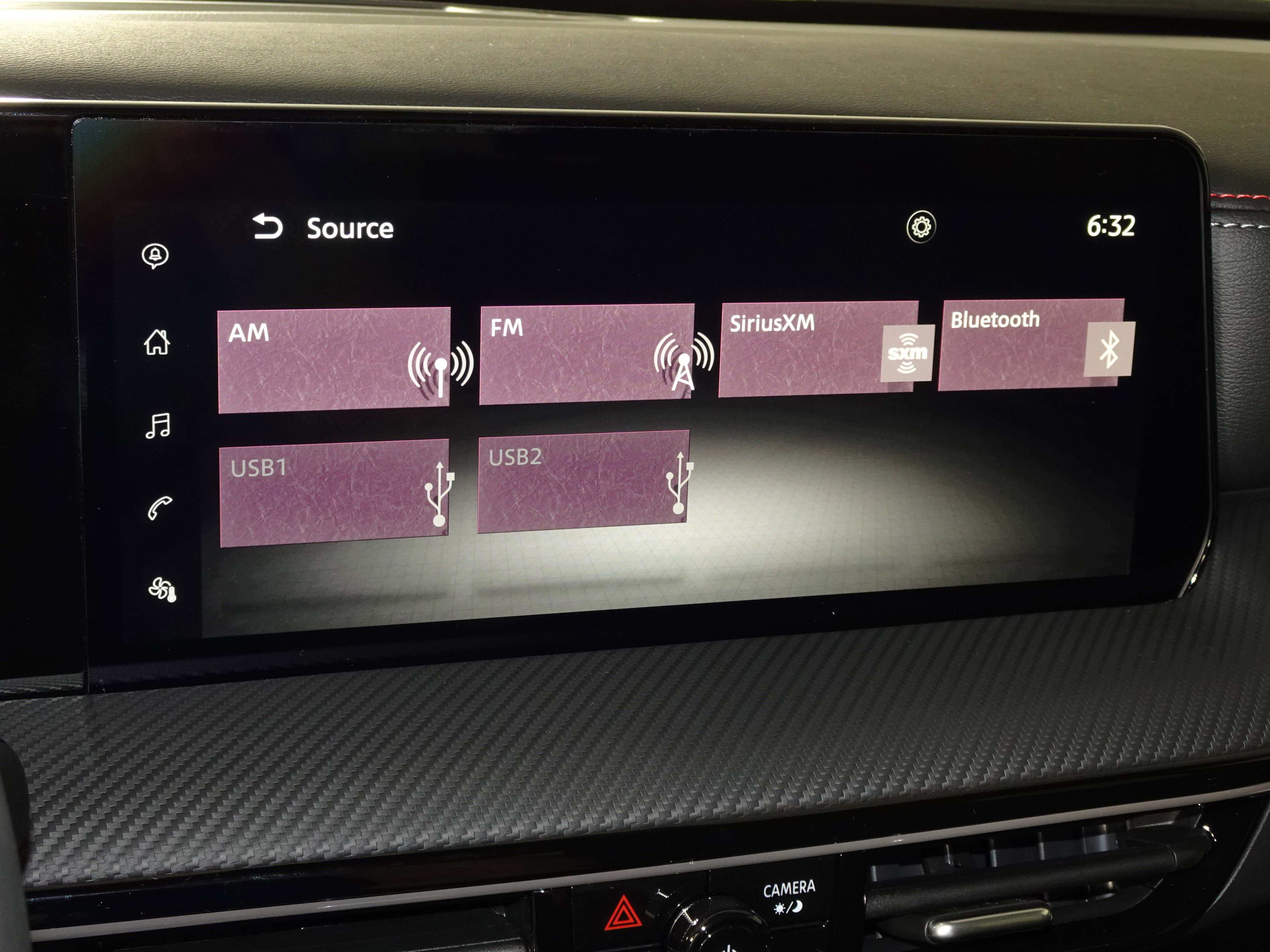 New 2025 Nissan Kicks SR w/ SR Premium Package image 26