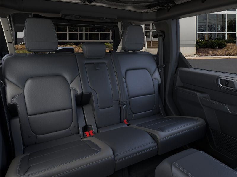 New 2025 Ford Bronco Outer Banks w/ Sasquatch Package AWD/4WD image 11