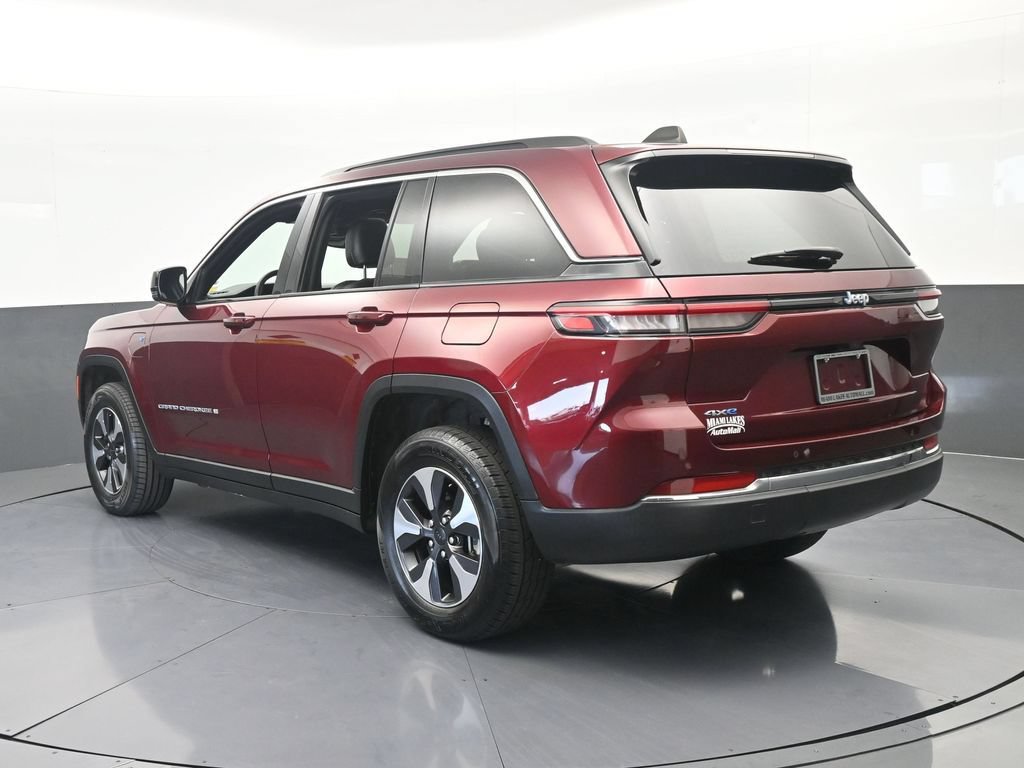 Used 2024 Jeep Grand Cherokee Limited 4xe AWD/4WD image 4