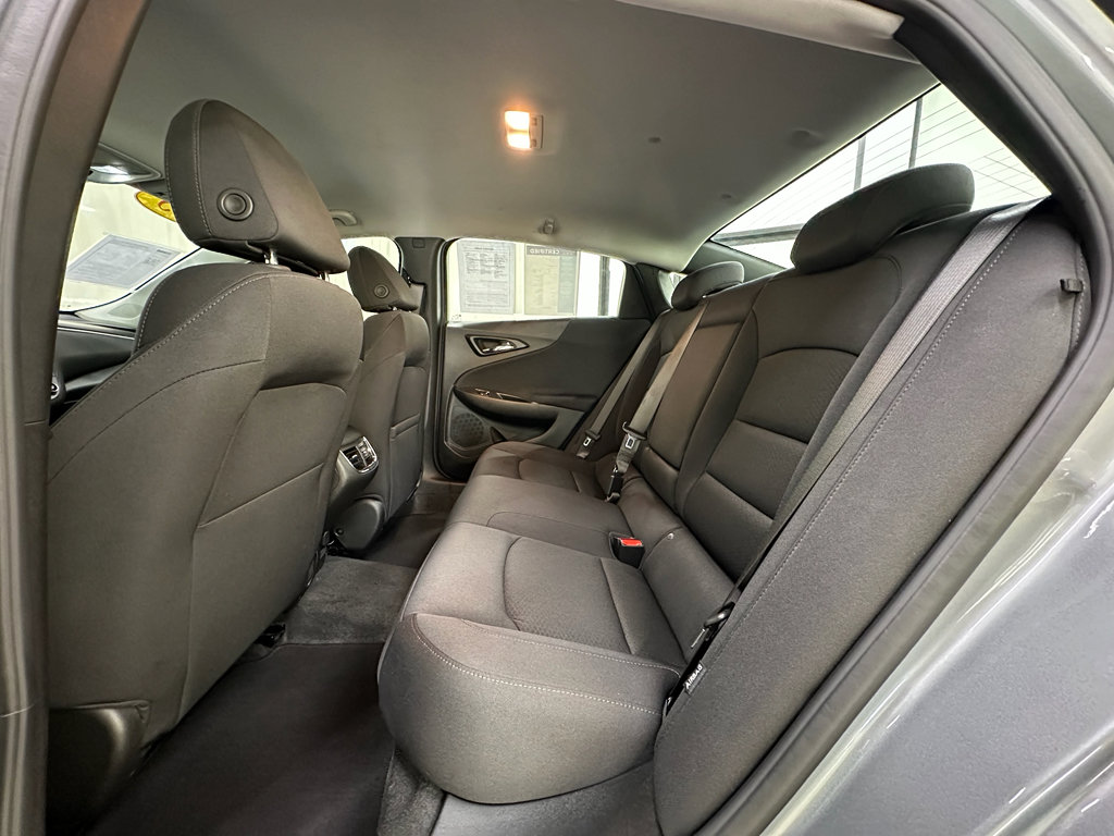 Certified 2025 Chevrolet Malibu LT image 17