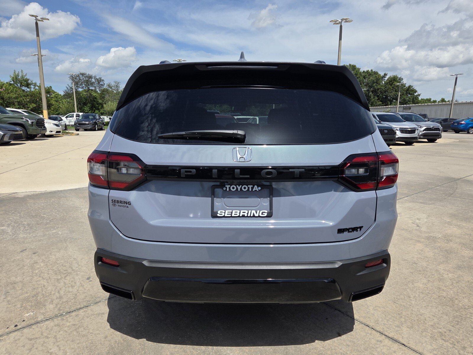 Used 2026 Honda Pilot Sport image 8