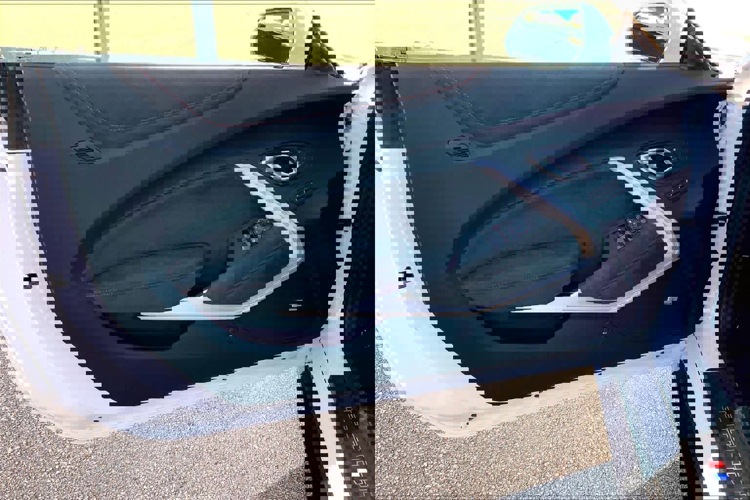 Used 2022 Chevrolet Camaro ZL1 image 21