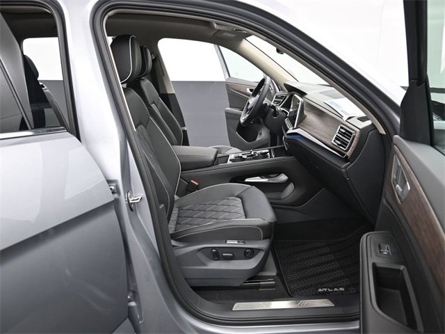 New 2026 Volkswagen Atlas SEL Premium R-Line image 14