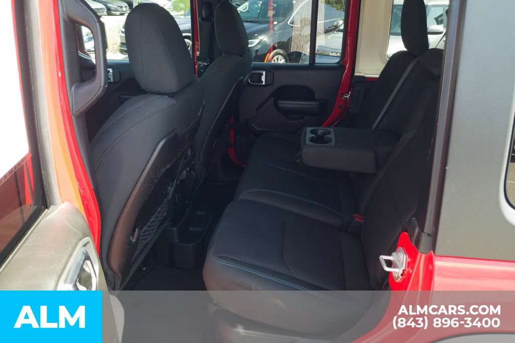 Used 2024 Jeep Wrangler Unlimited Rubicon 4xe AWD/4WD image 17