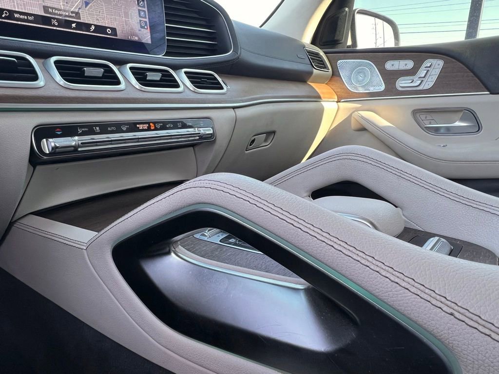 Used 2020 Mercedes-Benz GLS 450 4MATIC image 71