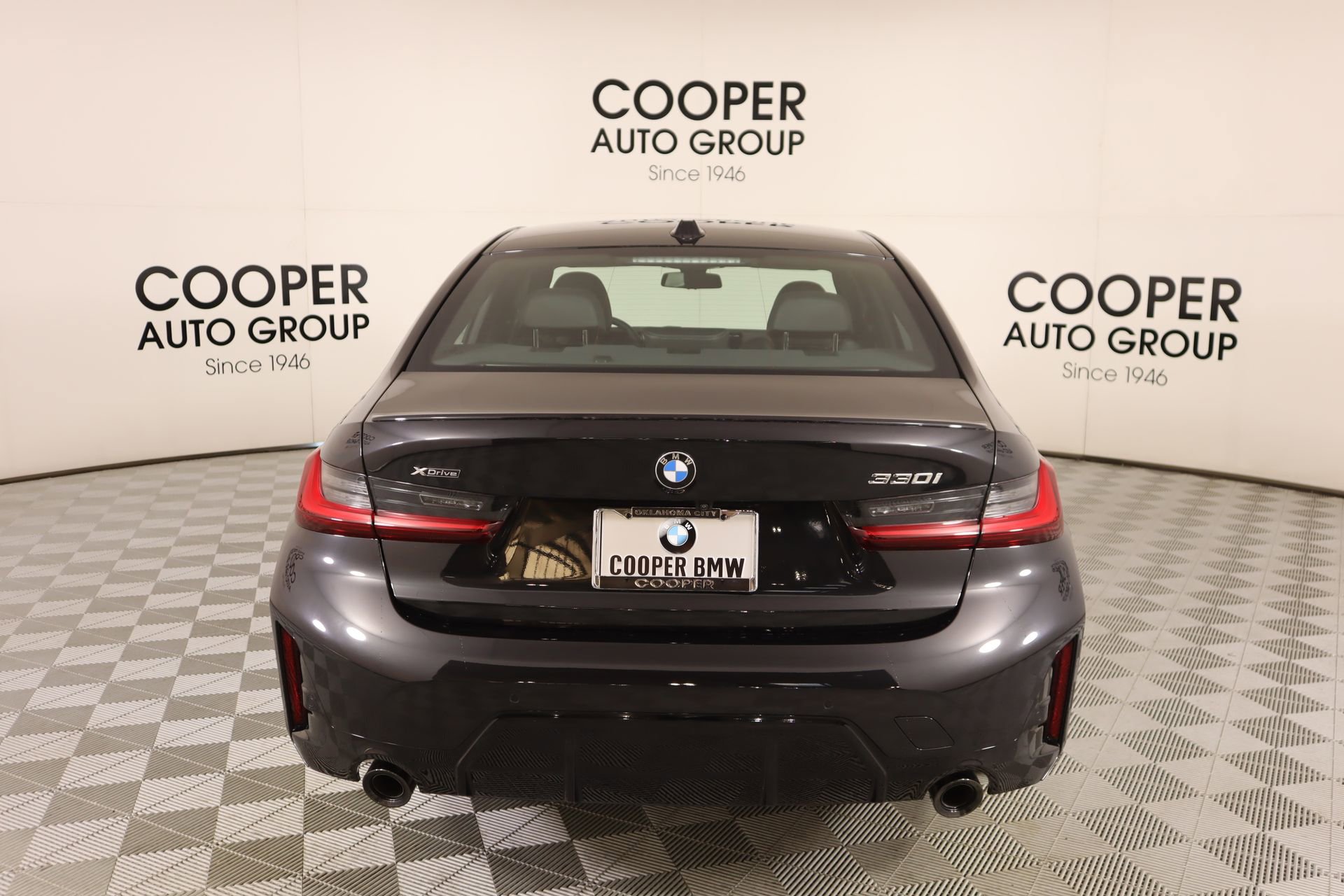 New 2026 BMW 330i xDrive Sedan w/ M Sport Package AWD/4WD image 22