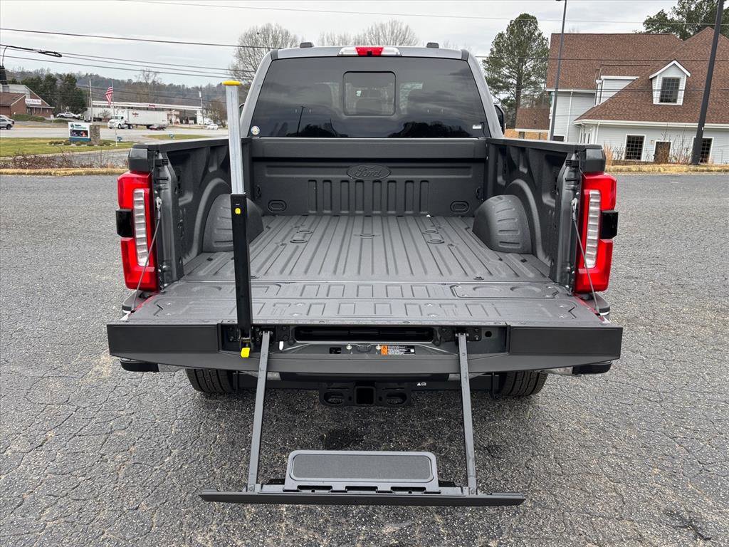 New 2026 Ford F250 XLT w/ XLT Premium Package image 21