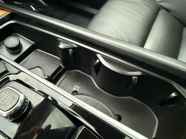 Used 2024 Volvo XC90 B6 Plus w/ Protection Package Premier image 30