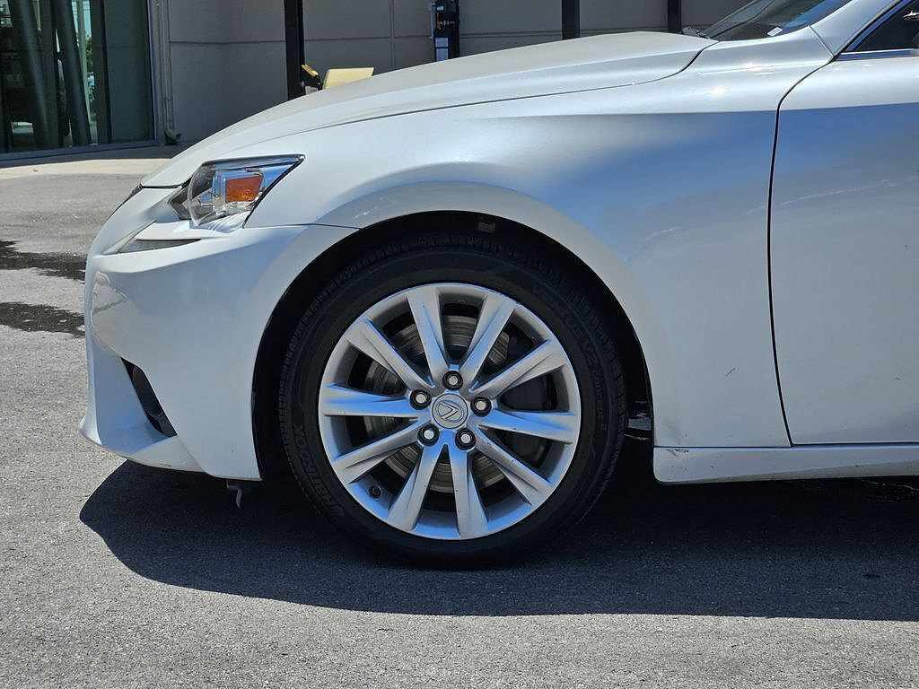 Used 2016 Lexus IS 200t RWD image 6