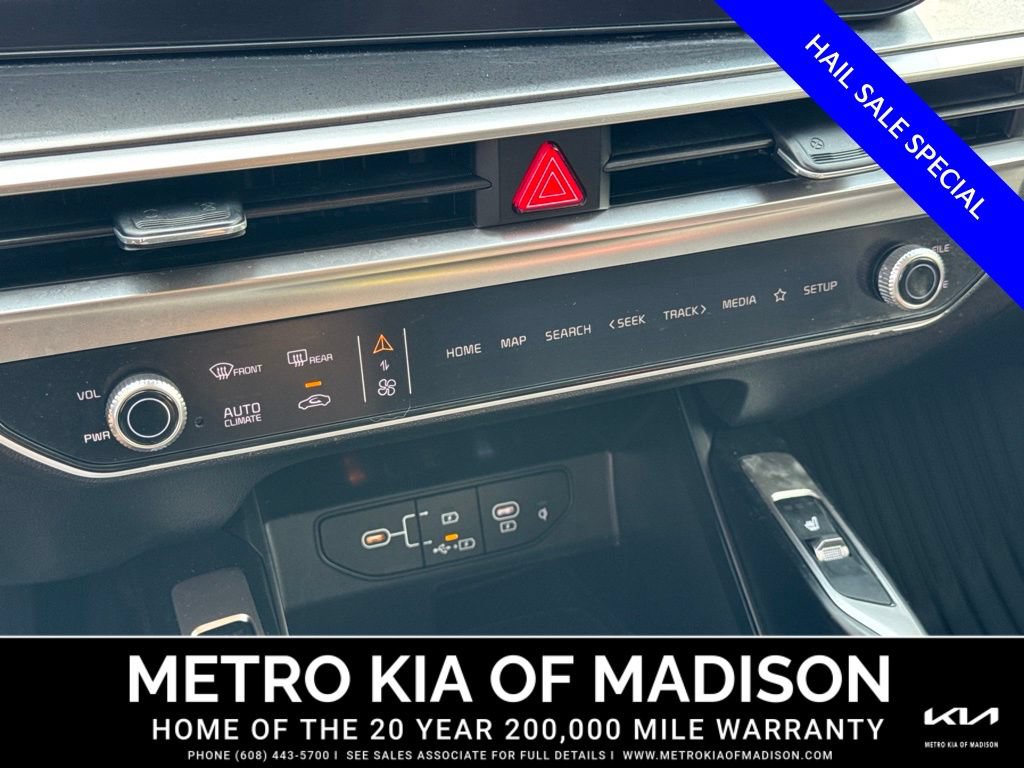 Used 2025 Kia Sorento S AWD/4WD image 23