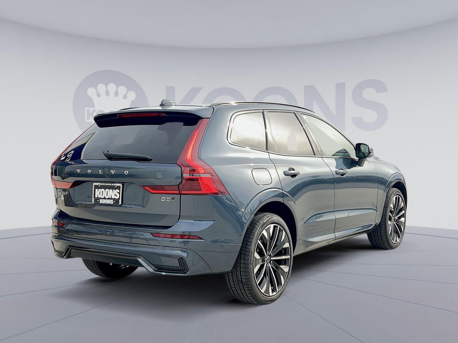 New 2026 Volvo XC60 B5 Ultra w/ Climate Package image 7