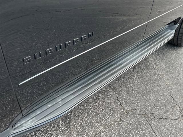 Certified 2018 Chevrolet Suburban Premier AWD/4WD image 10