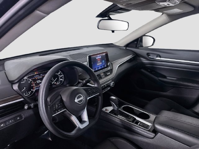 Used 2023 Nissan Altima 2.5 SV AWD/4WD image 22