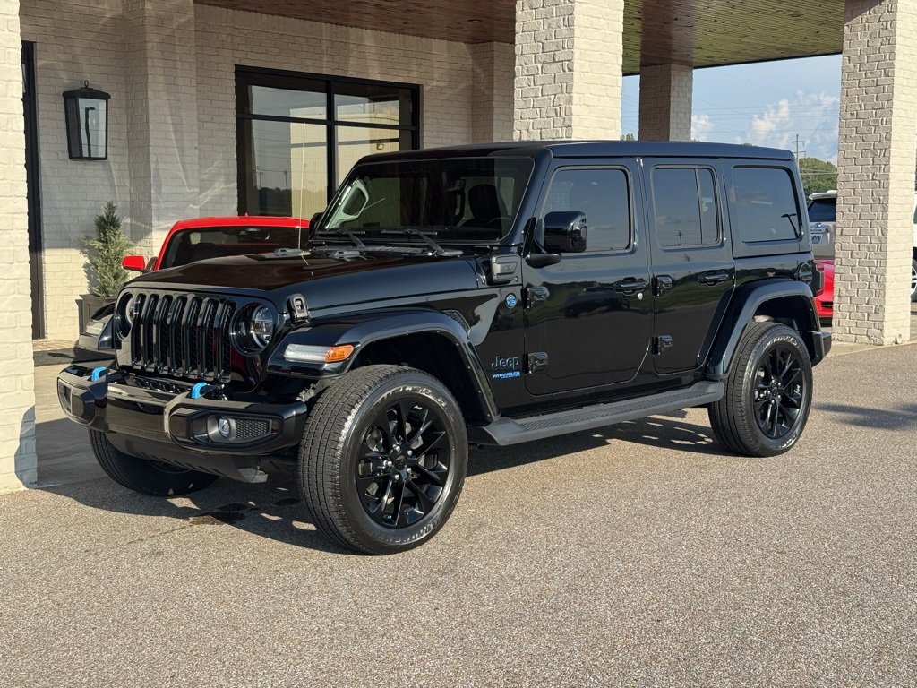 Used 2021 Jeep Wrangler Unlimited Sahara image 3