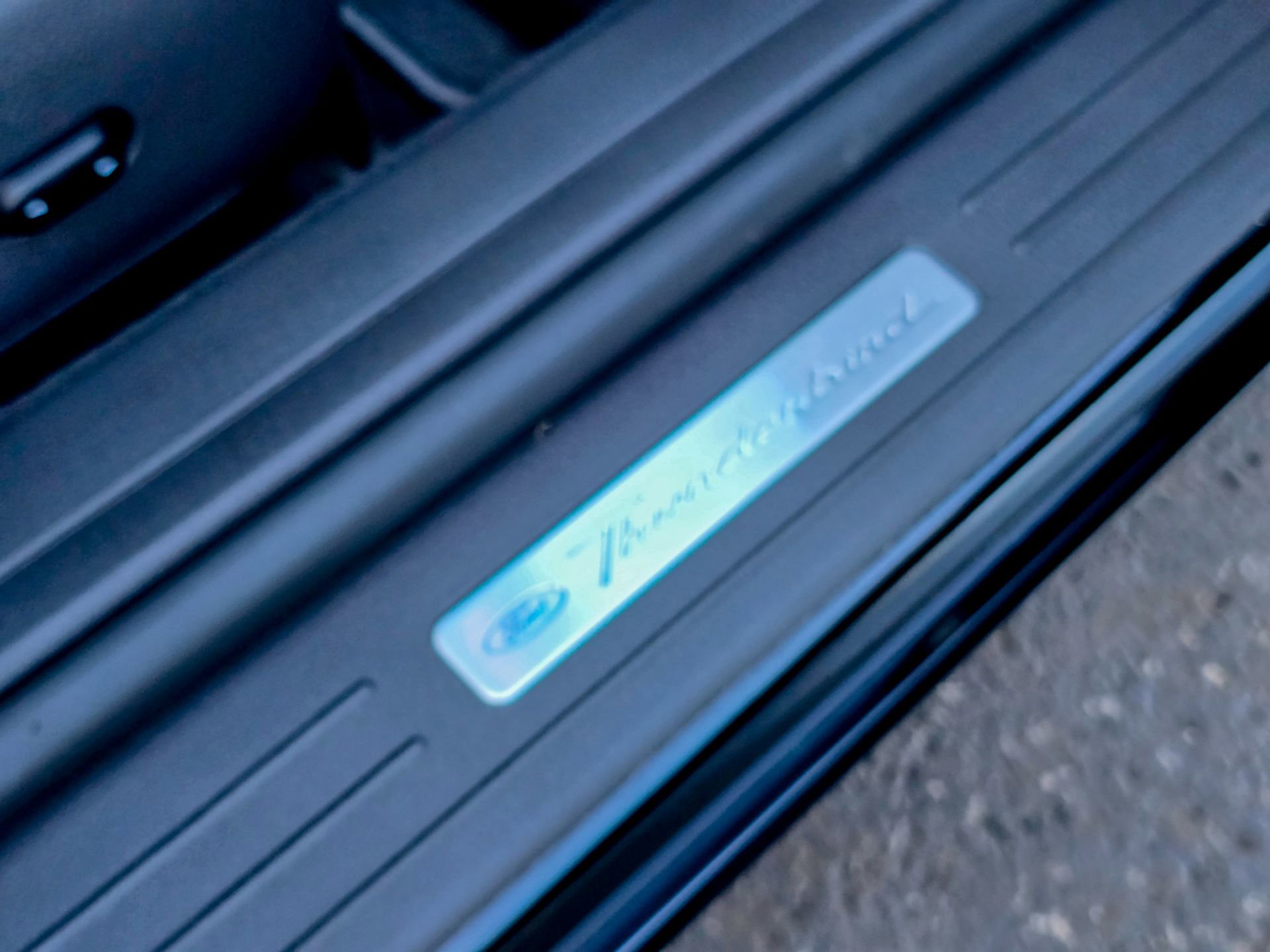 Used 2002 Ford Thunderbird image 24