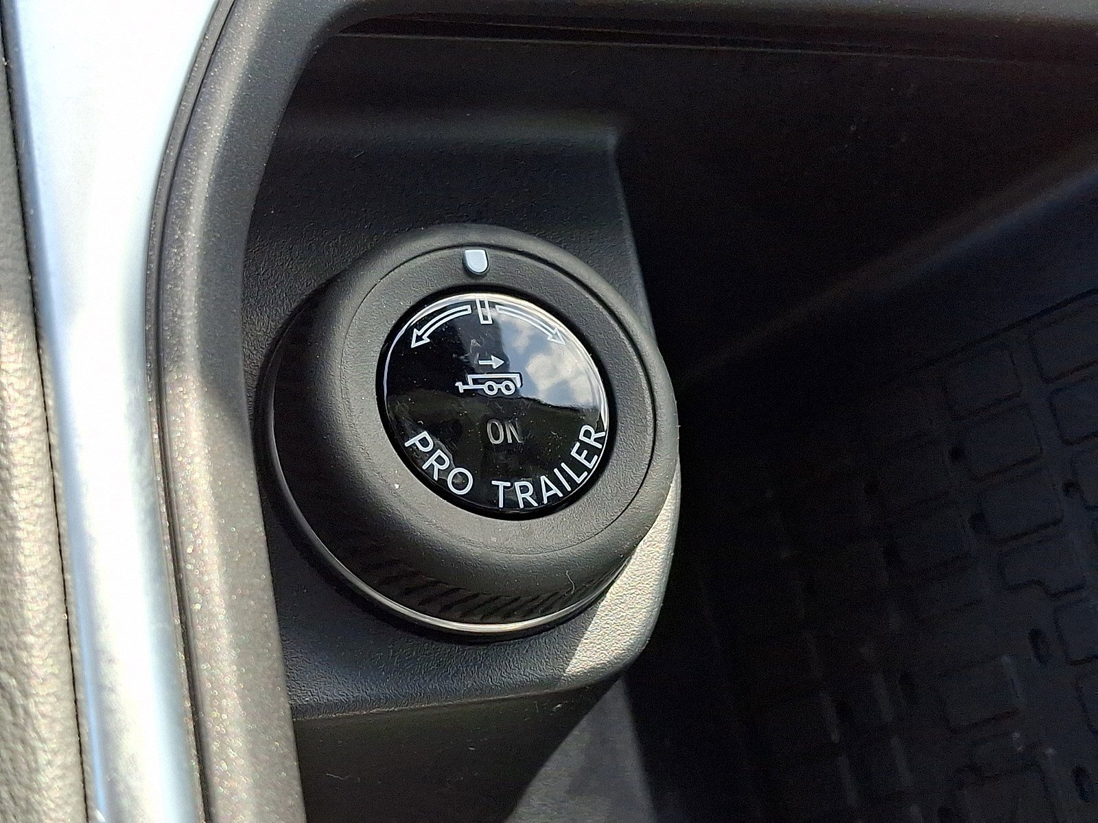 Certified 2025 Ford Expedition Active image 22