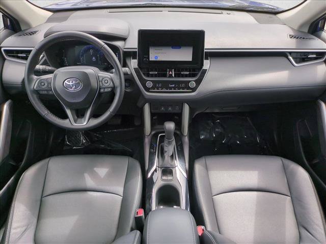 Used 2025 Toyota Corolla Cross XLE AWD/4WD image 16