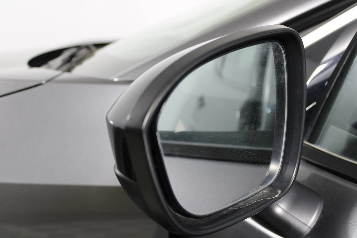Used 2023 Nissan Ariya FWD image 32