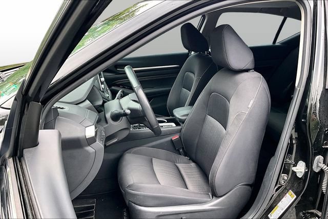 Used 2022 Nissan Altima 2.5 SV w/ SV Premium Package AWD/4WD image 13