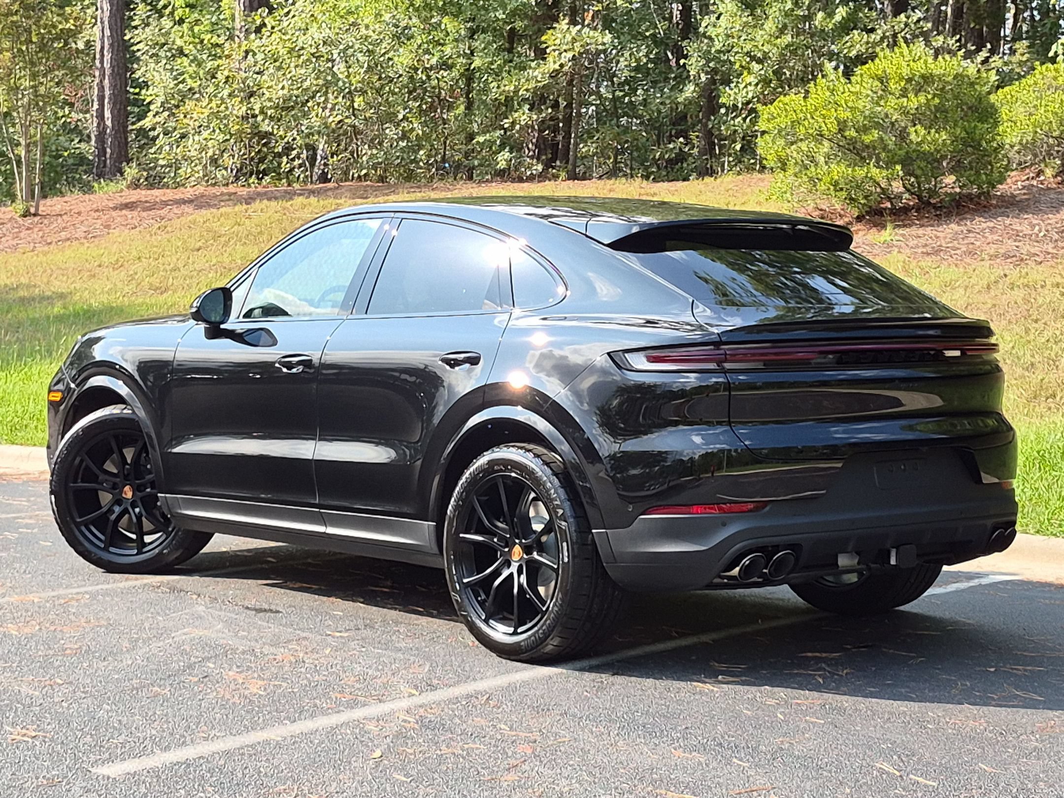 New 2026 Porsche Cayenne Coupe AWD/4WD image 3