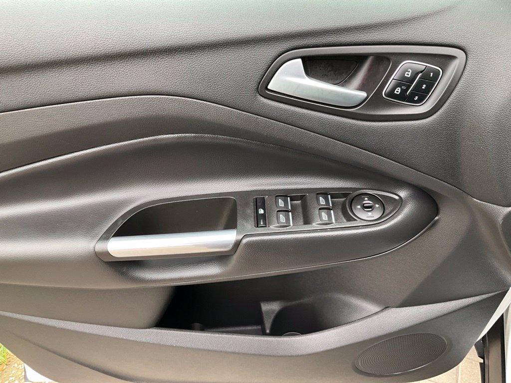Used 2017 Ford Escape Titanium FWD image 26