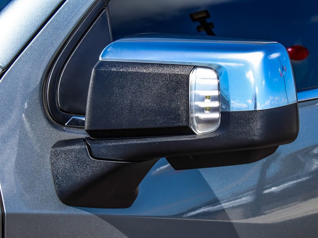 Used 2025 Chevrolet Silverado 1500 High Country image 46