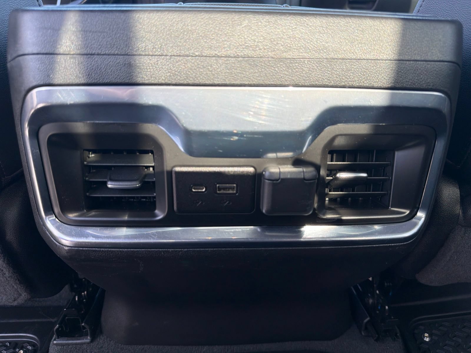 Used 2022 GMC Sierra 2500 AT4 w/ AT4 Preferred Package AWD/4WD image 22