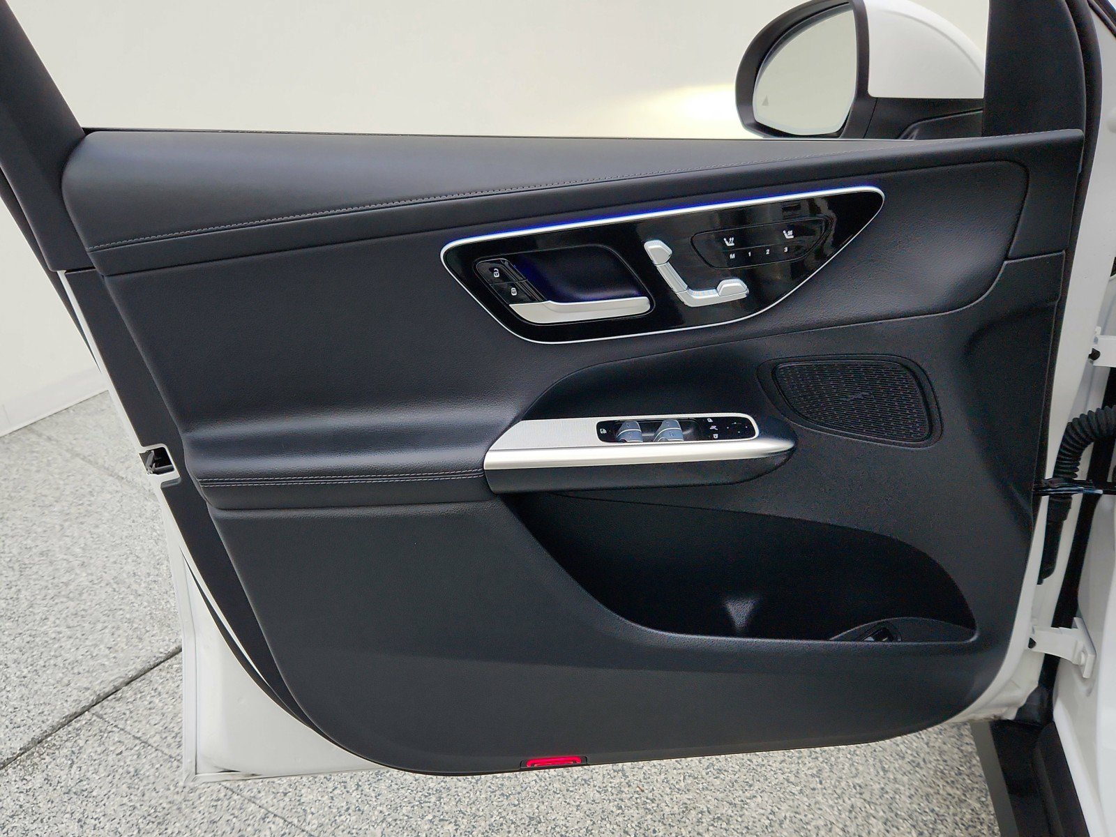 Certified 2024 Mercedes-Benz GLC 300 image 25