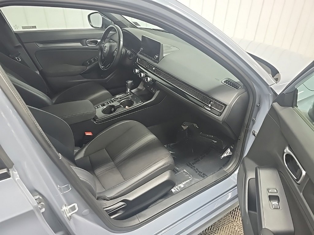 Used 2023 Honda Civic Sport image 15