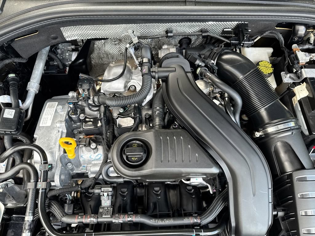 Used 2025 Volkswagen Jetta SEL image 18