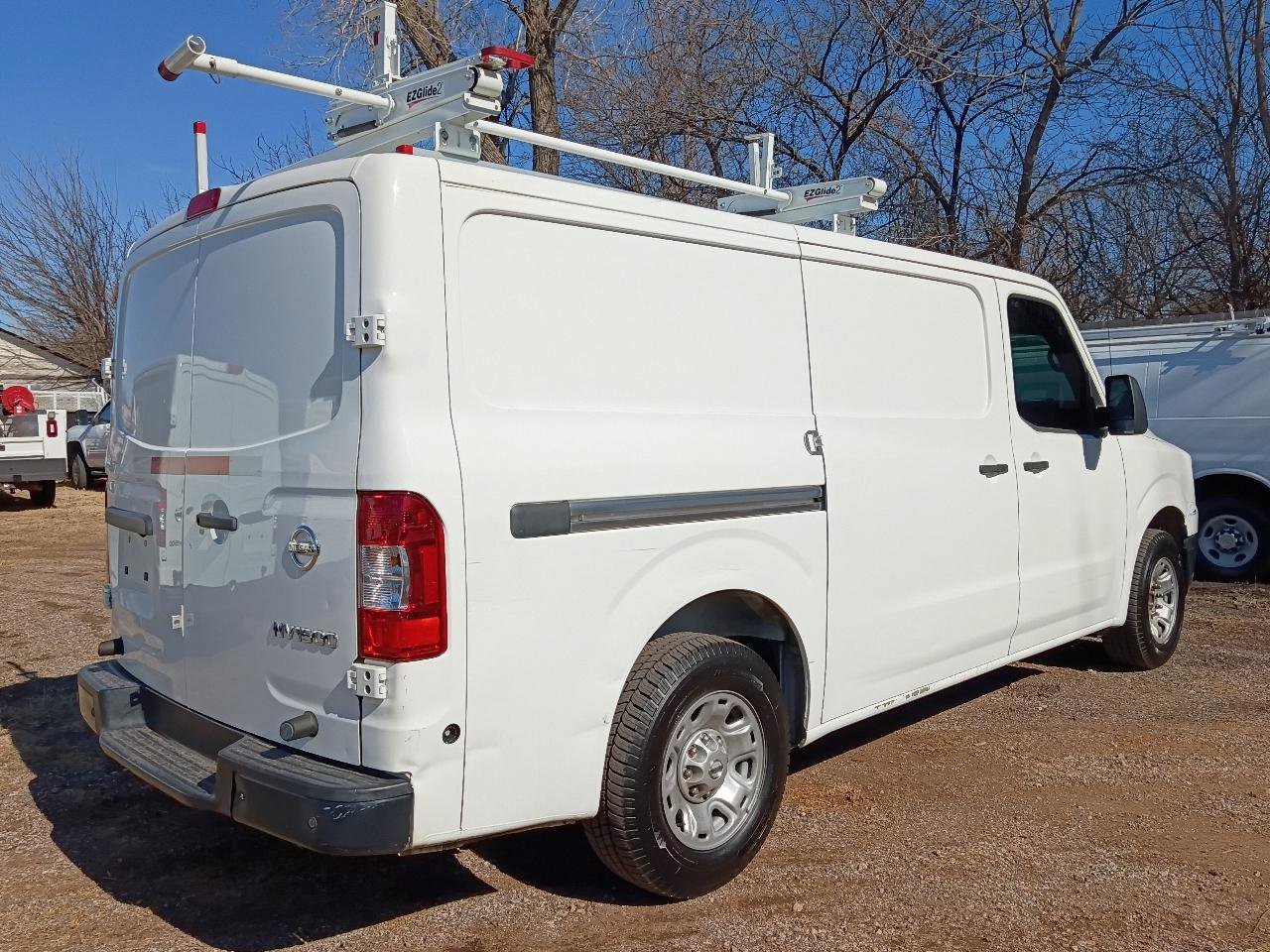 Used 2020 Nissan NV 1500 SV image 5