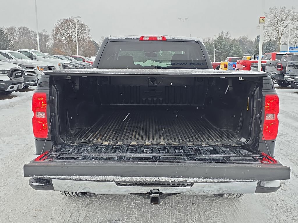 Used 2018 Chevrolet Silverado 1500 LT w/ All Star Edition image 31