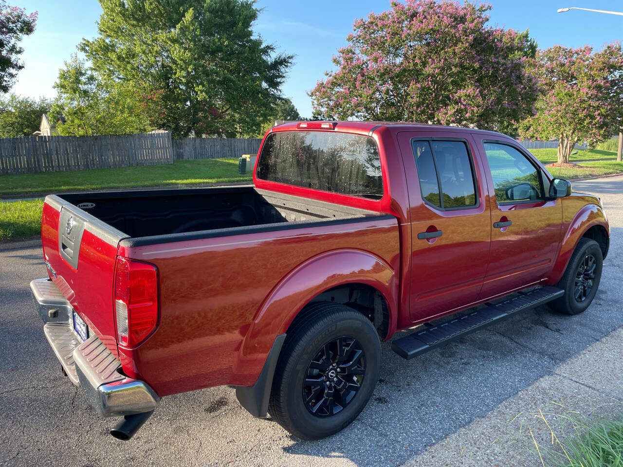 Used 2012 Nissan Frontier S image 6