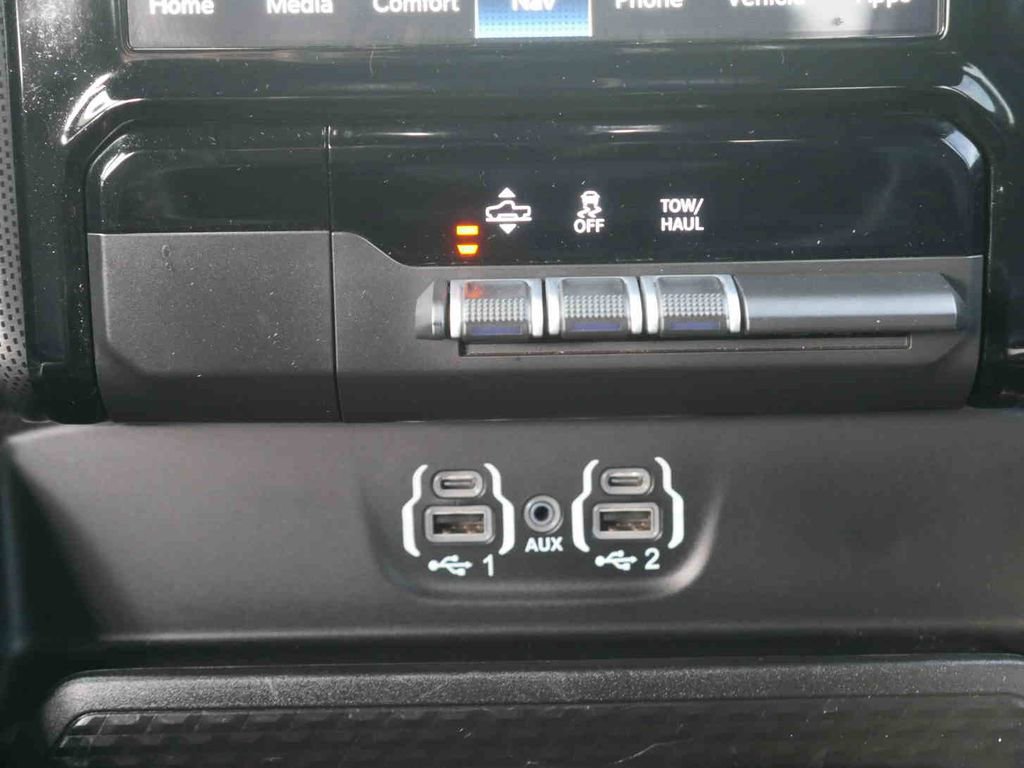 Certified 2023 RAM 1500 Limited image 8