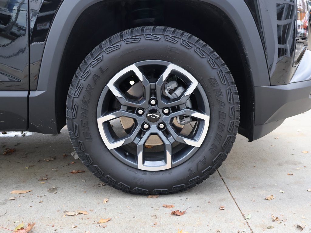 Certified 2026 Chevrolet Equinox ACTIV w/ Convenience Package III image 37