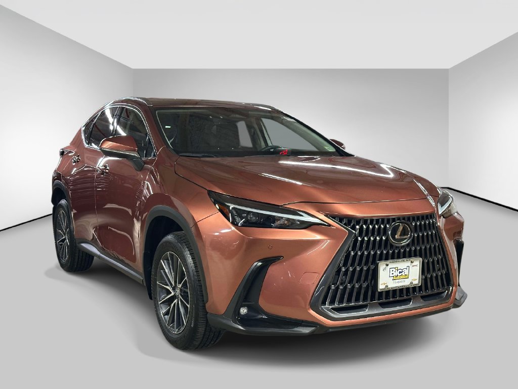 Used 2025 Lexus NX 250 AWD w/ Accessory Package (2T) image 7