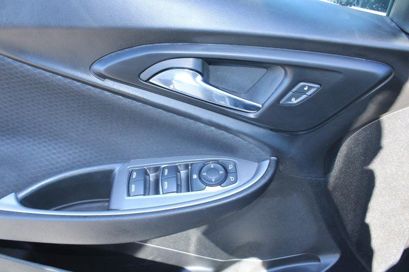 Used 2024 Chevrolet Malibu LT image 9