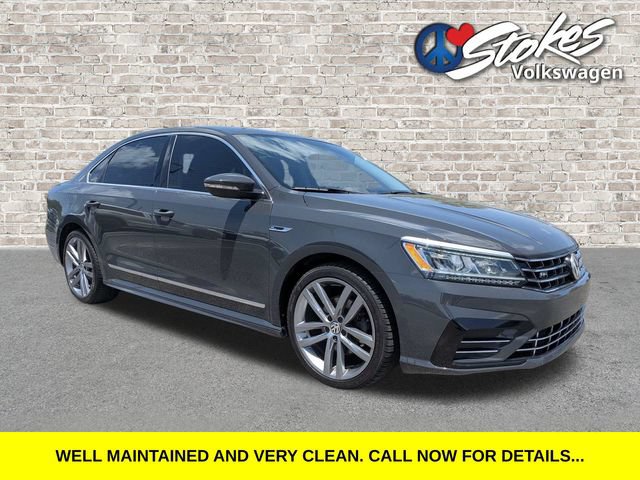 Used 2017 Volkswagen Passat 1.8T R-Line w/ R-Line Lighting Package FWD video 2