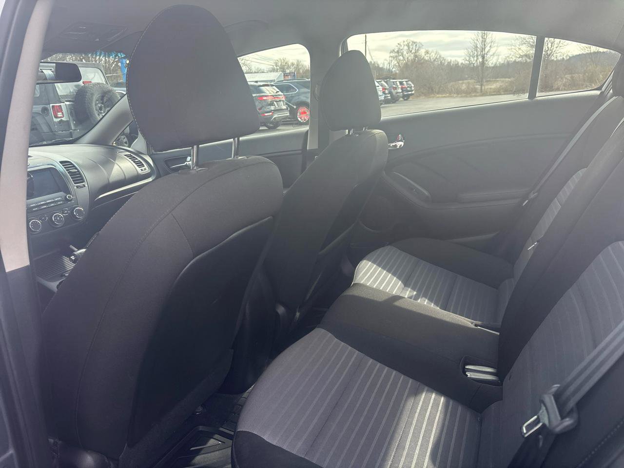 Used 2018 Kia Forte S image 13