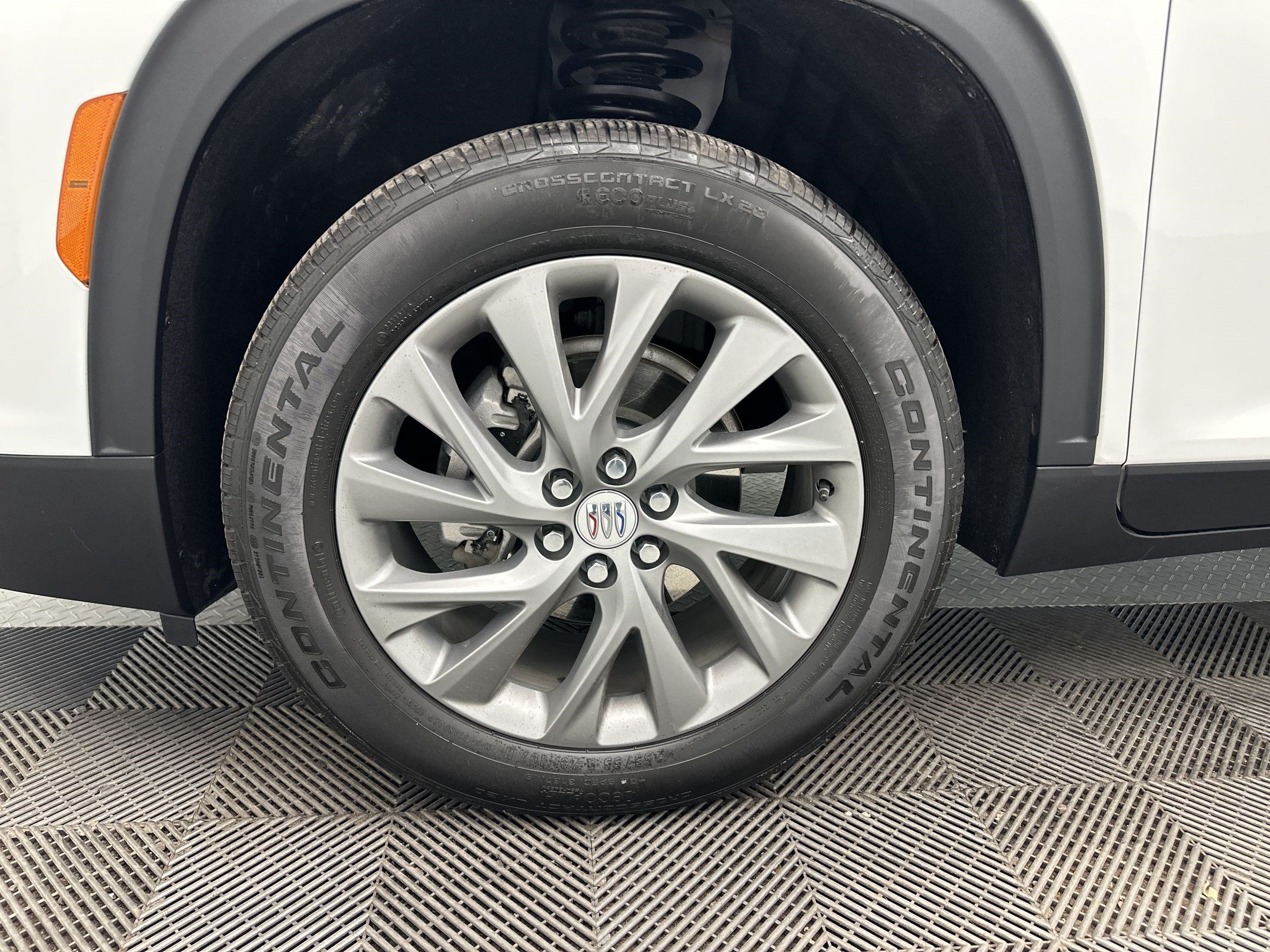 Certified 2025 Buick Enclave Preferred w/ Power Package AWD/4WD image 12