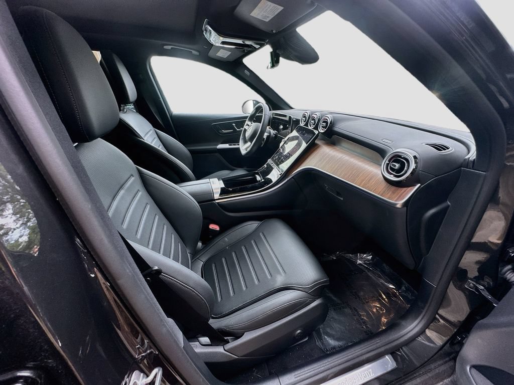 Certified 2026 Mercedes-Benz GLC 300 4MATIC image 30