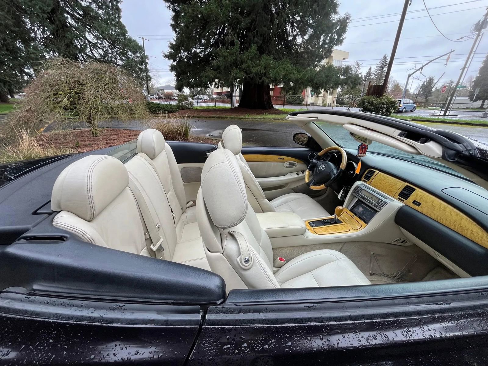 Used 2002 Lexus SC 430 Convertible image 7