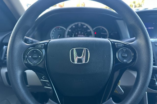 Used 2017 Honda Accord LX image 24