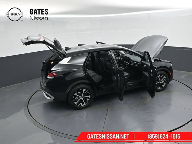 Used 2025 Kia Sportage EX FWD image 54
