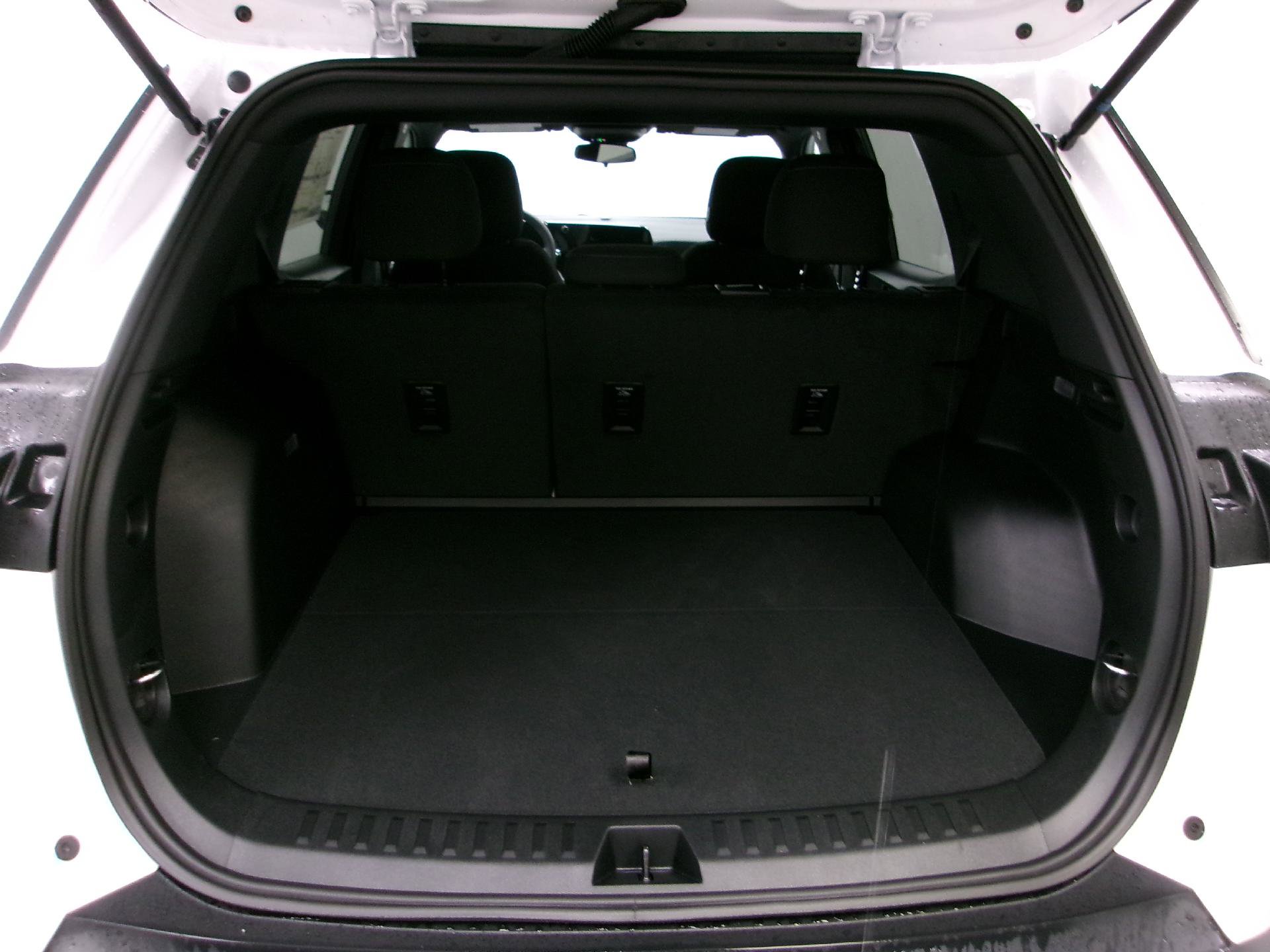 New 2026 Chevrolet Equinox LT AWD/4WD image 7