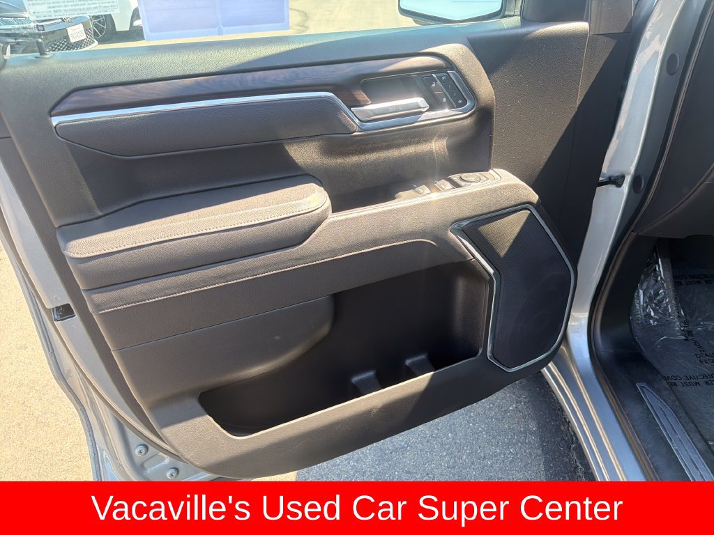 Used 2025 GMC Sierra 1500 SLT AWD/4WD image 9