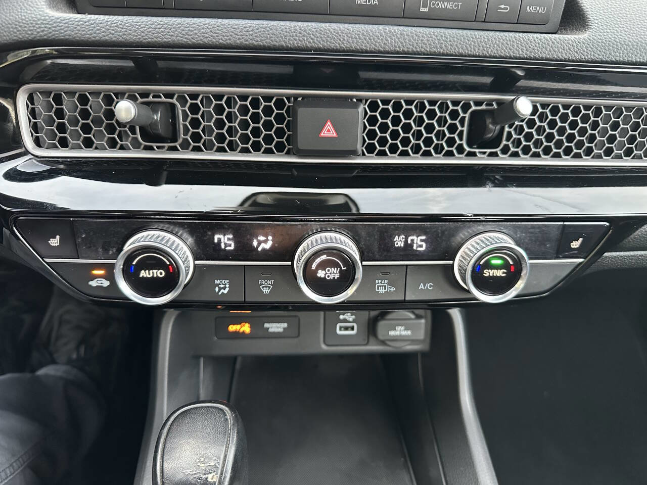 Used 2022 Honda Civic EX image 24